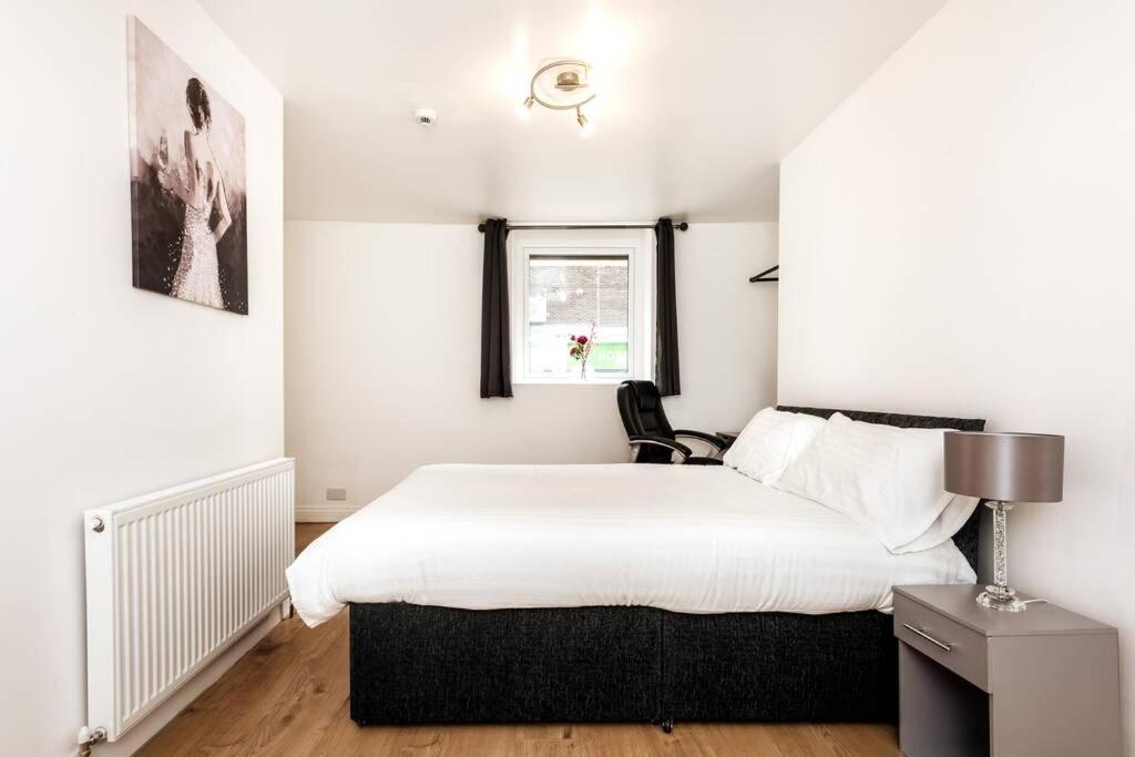 Liverpool City Centre - Fabulous 3 En-Suite Bedrooms - Sleeps 10 People Exterior foto